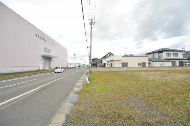 【前面道路含む現地写真】 | 前面道路含む現地写真です