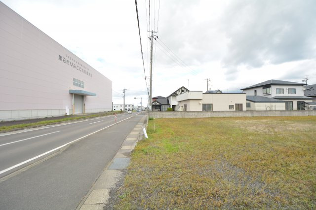 【前面道路含む現地写真】 | 前面道路含む現地写真です