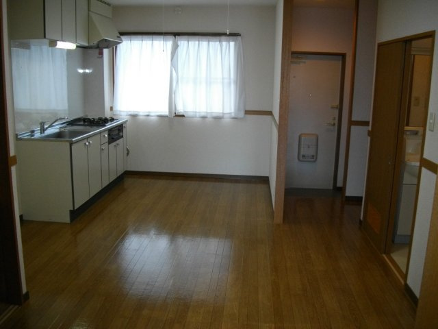 サンメゾン小岩の居間・リビング