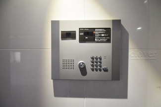 【エントランス】 | オートロック完備