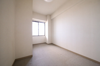 【洋室】 | ローヤルシティ久喜 | 東側洋室