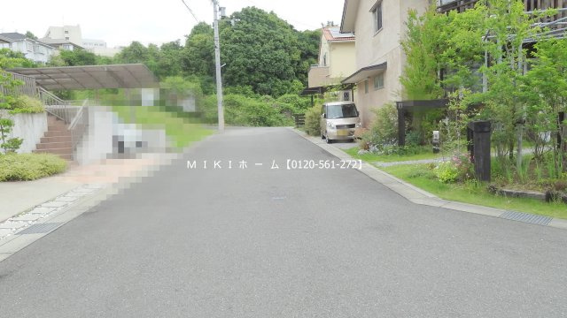 箕面市彩都粟生南2丁目　中古戸建