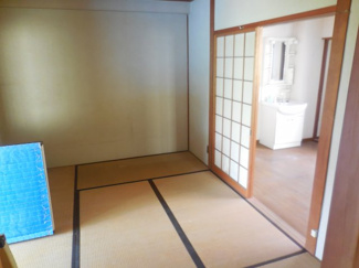 【寝室】