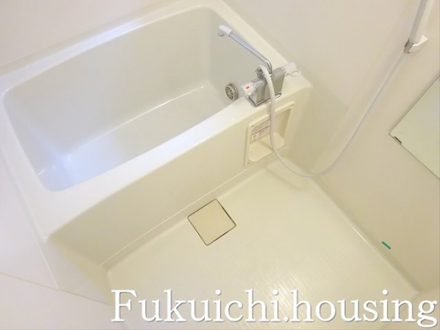 メゾンけやきの浴室