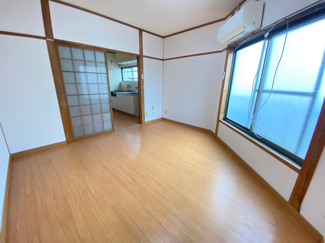 【洋室】 | 富秋町1丁目貸家