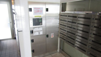 【その他共用部分】 | リベール姫路飾磨 | 宅配ボックスもエントランス内から受け取れます