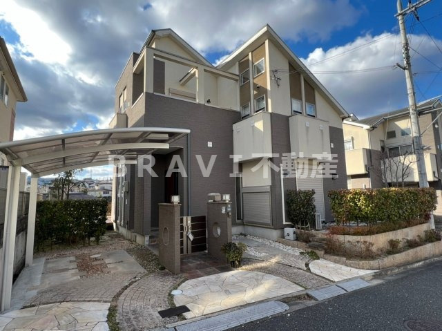 藤ノ木台２丁目戸建て　BRAVI不動産の外観|【藤ノ木台2丁目戸建て】きれいな外観です