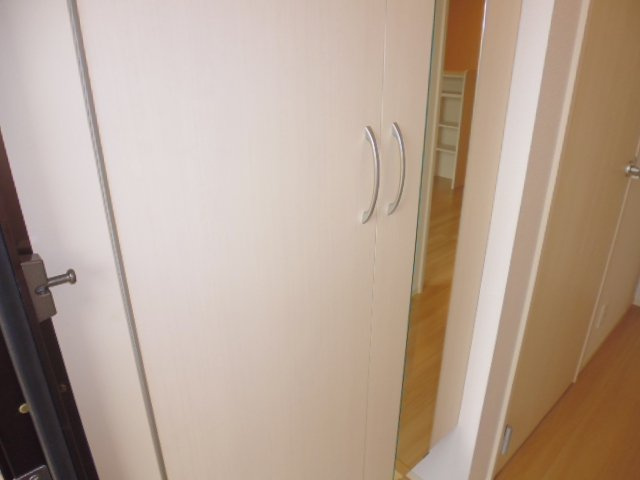 フェリスディア　Ａの玄関|下駄箱