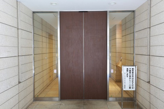 【エントランス】