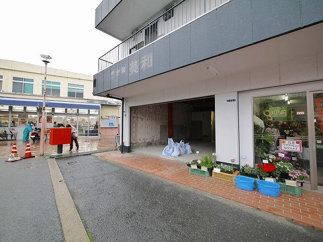 森田ビル（六条２丁目）のエントランス