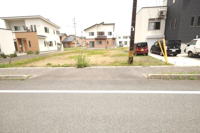【外観】 | 東置賜郡川西町大字上小松①　土地