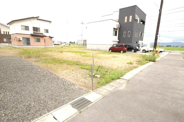 【外観】 | 東置賜郡川西町大字上小松①　土地