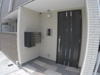 【エントランス】