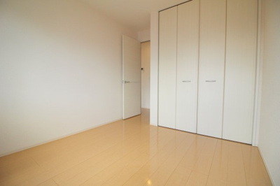 【洋室】 | プラハローゼ