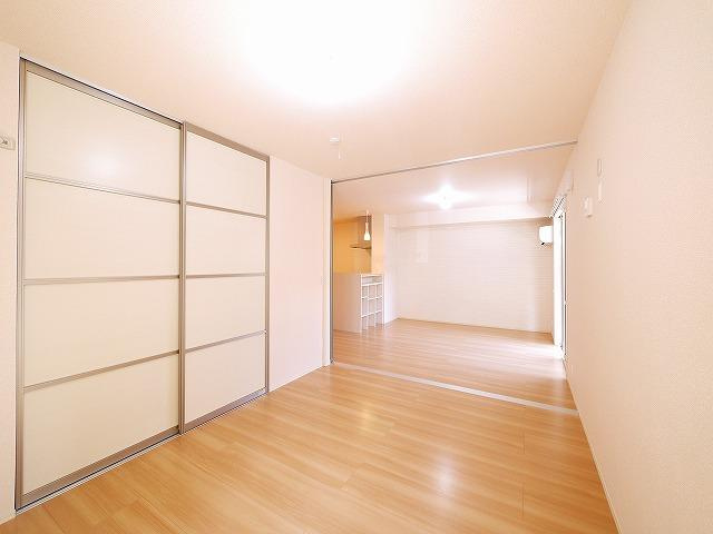 グラン　ウーヴェルトの洋室|ゆったりした洋室です