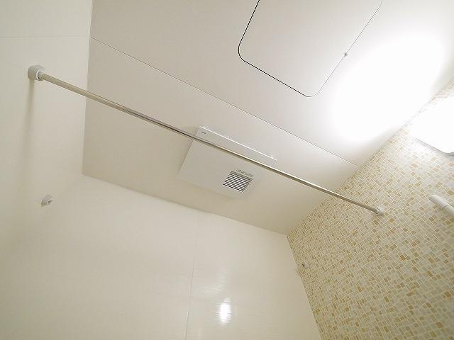 グラン　ウーヴェルトの設備|浴室乾燥です