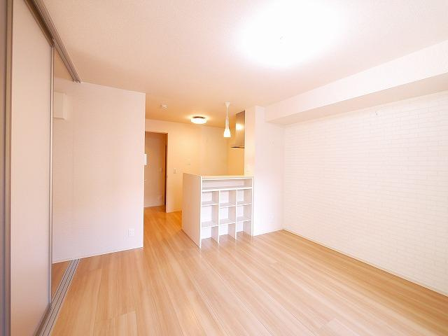 グラン　ウーヴェルトの居間・リビング|使いやすい居間です