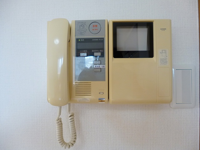 サンハイツ浅草のセキュリティ|モニター付きインターホンセキュリティです