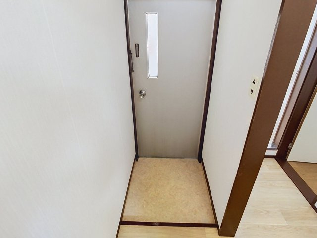 コーポ清江の玄関