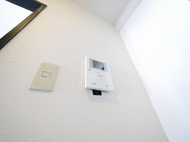 VISTA IMANISHIの設備|お顔が見えるモニター付きインターホンで安心。