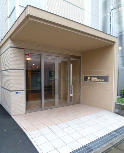 スタイリオ元住吉のエントランス