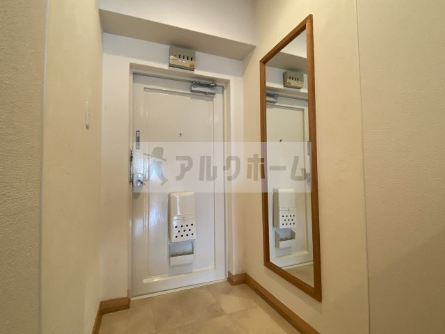 第3コーポ平野の玄関