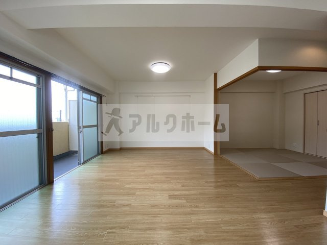 第3コーポ平野の居間・リビング