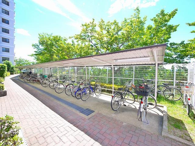 天理二階堂パーク・ホームズのその他共用部分|自転車置き場です