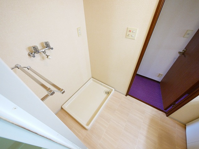 天理二階堂パーク・ホームズの設備|室内洗濯置き場