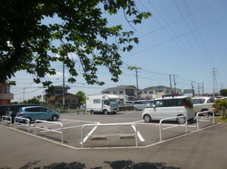 【駐車場】