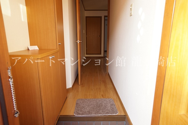 アネックスの玄関