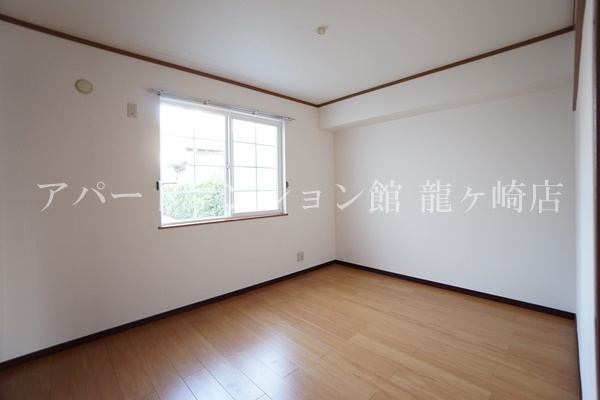 アネックスの寝室|洋室6.0帖
