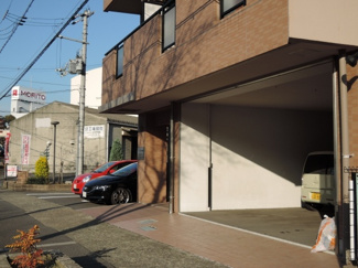 【駐車場】