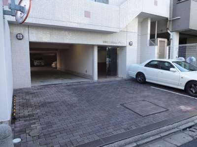 【エントランス】 | 秀和第２日暮里レジデンス