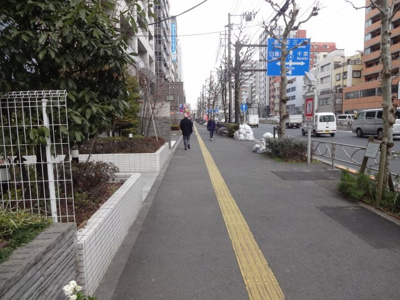 【周辺】 | カスタリア入谷 | カスタリア入谷　建物前