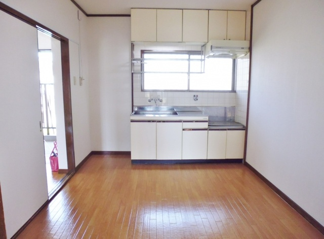 ルミナスハイツ2の居間・リビング