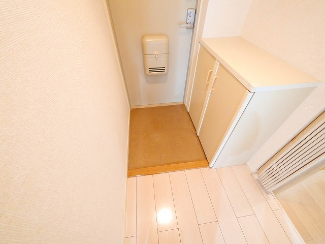 ビエント生駒の玄関