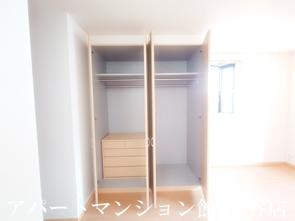 千部越の収納