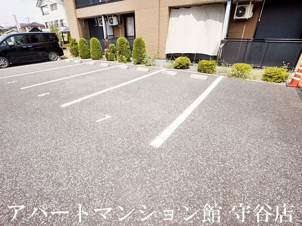千部越の駐車場