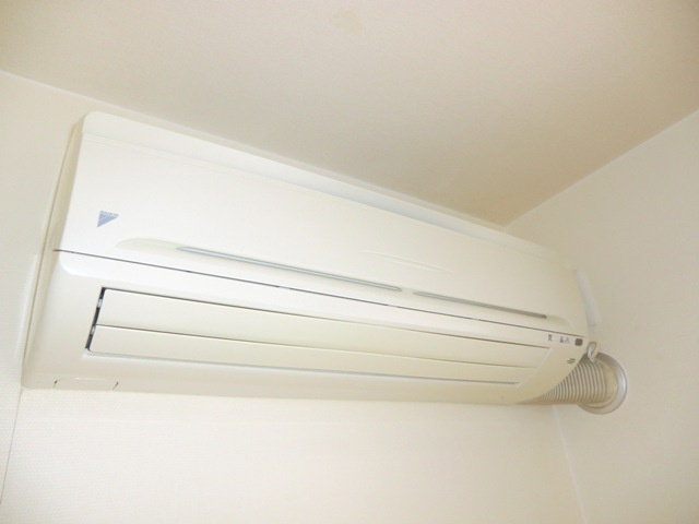 テラスコート三津屋の設備|エアコン