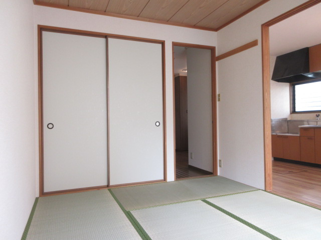 【和室】 | ガーデンヒルズ高の原