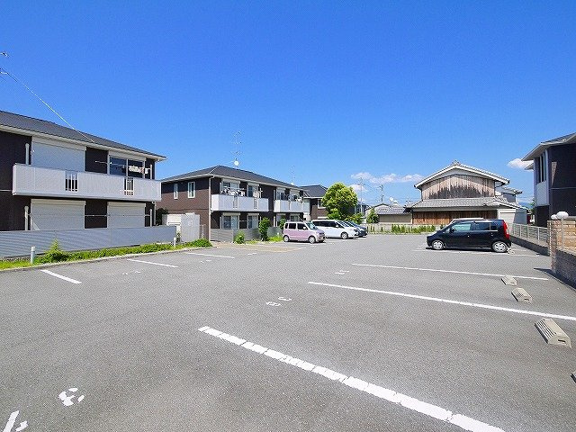 グレイスコートＦの駐車場|駐車場です