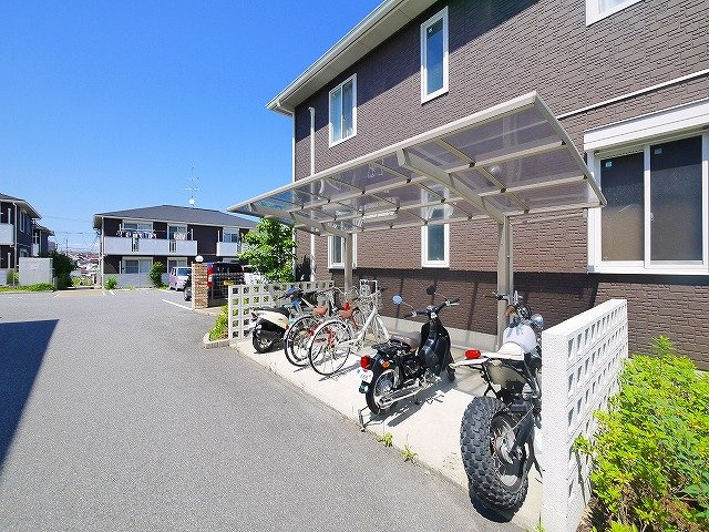 グレイスコートＦの駐車場|駐車場があります