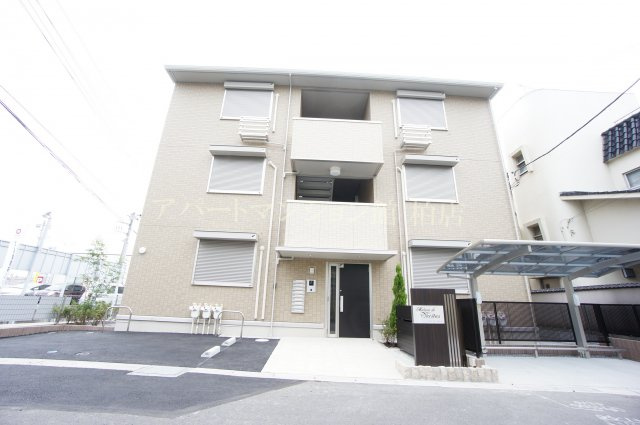 メゾンド　ベリタスの外観