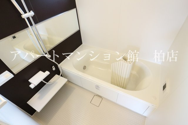 ルーチェBの浴室|同施工会社、同型タイプです／※現況優先