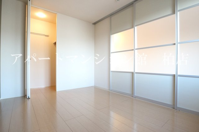 ルーチェBの寝室|同施工会社、同型タイプです／※現況優先