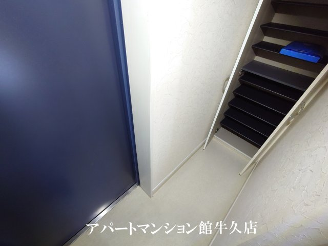 DJひたち野Ⅲの玄関