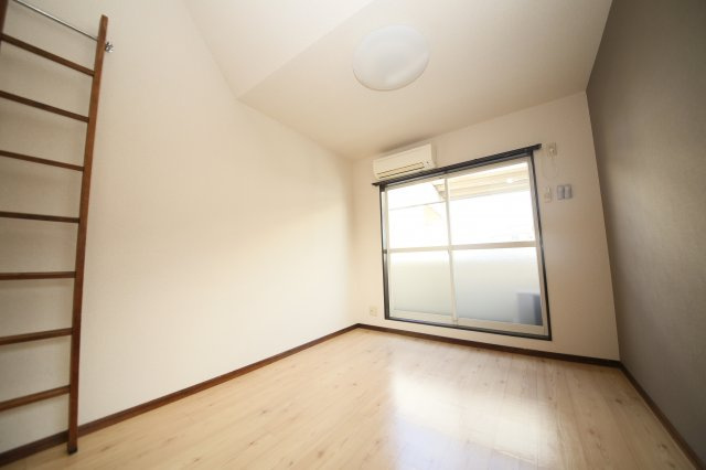 フラワーカースルＡ棟の洋室|洋室（4）