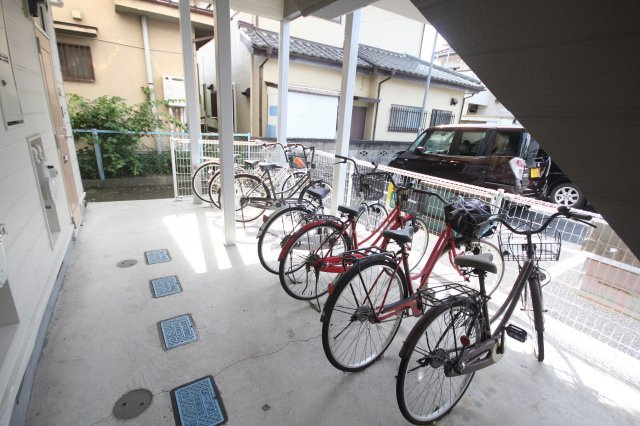 フラワーカースルＡ棟のその他共用部分|駐輪場