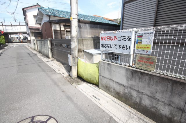 フラワーカースルＡ棟のその他共用部分|ゴミ置き場